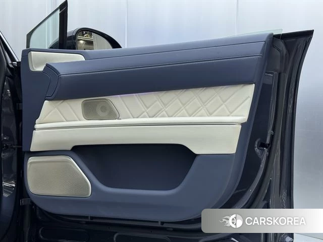 Weilai ET9 id 3908768 из Китая 7