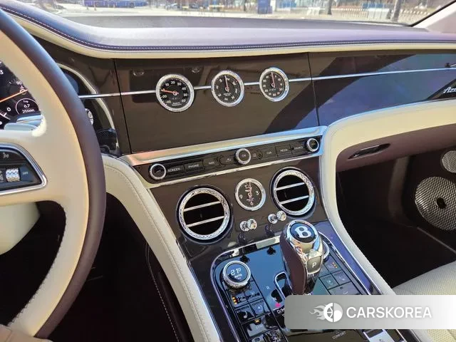 Bentley Continental GT 3rd Generation id 3599816 из Кореи 7