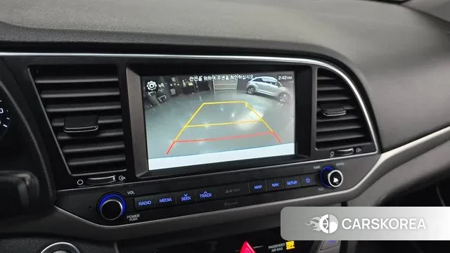 Hyundai Avante AD id 3568615 из Кореи 7