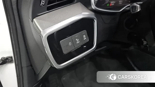 Audi A6 (C8) id 3747946 из Кореи 7