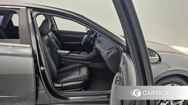 Hyundai Sonata (DN8) id 3003779 из Кореи 7