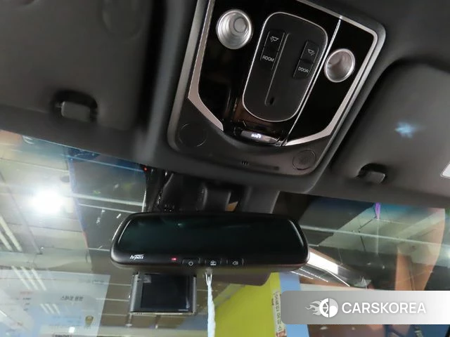 Ssangyong Torres 2023 Светло-зеленый из Кореи, фото 6