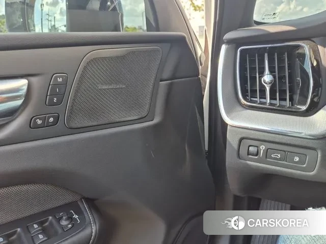 Volvo XC60 second Generation id 3095003 из Кореи 7