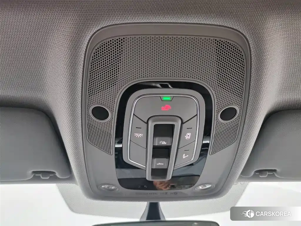 Audi A4L id 4539184 из Китая 7