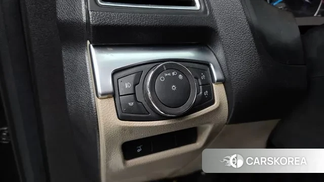 Ford Explorer id 3474535 из Кореи 7