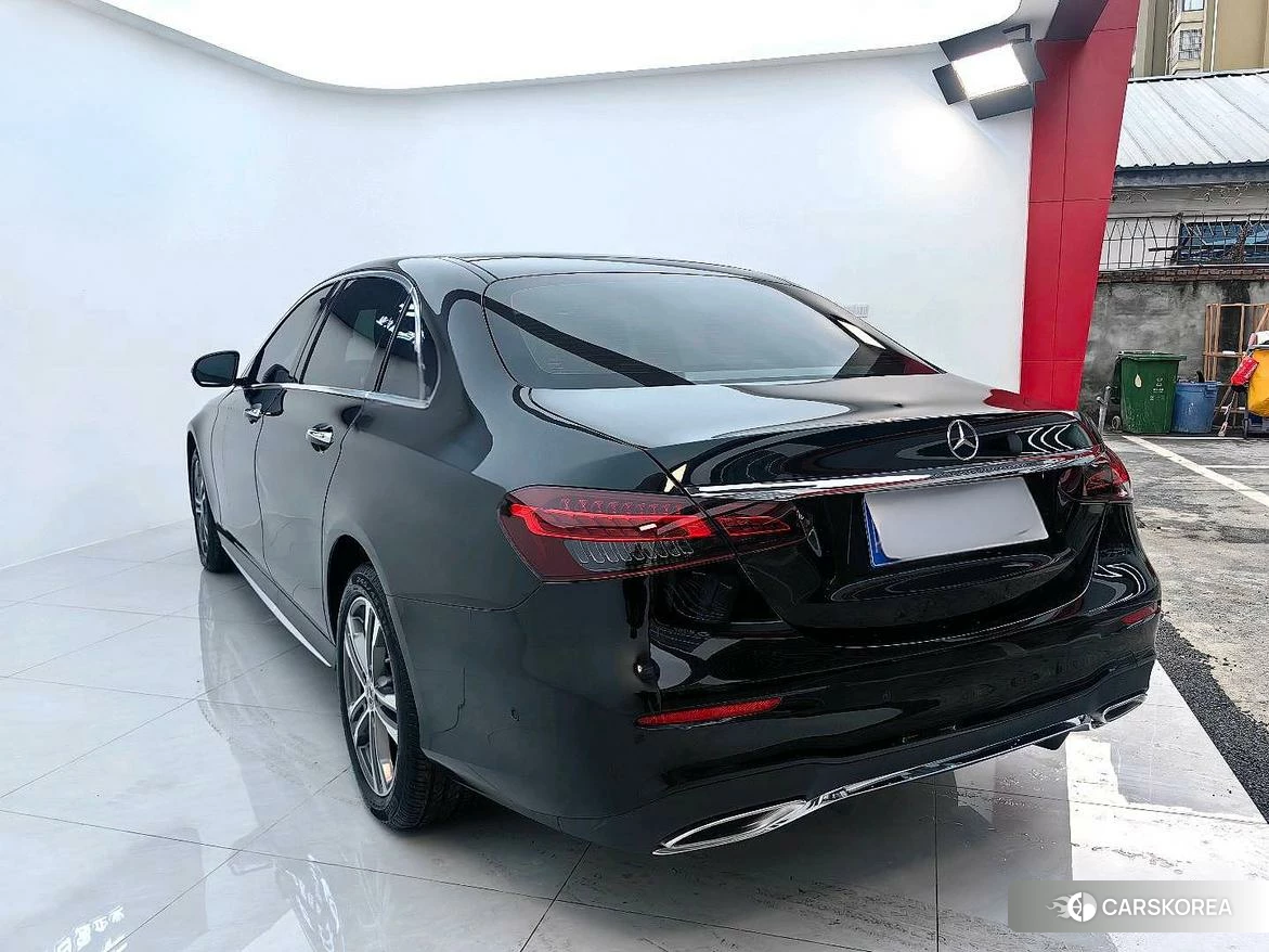 Mercedes-Benz E-Class id 4454045 из Китая 7