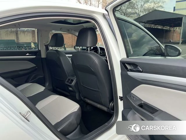 Volkswagen Bora id 4263239 из Китая 7