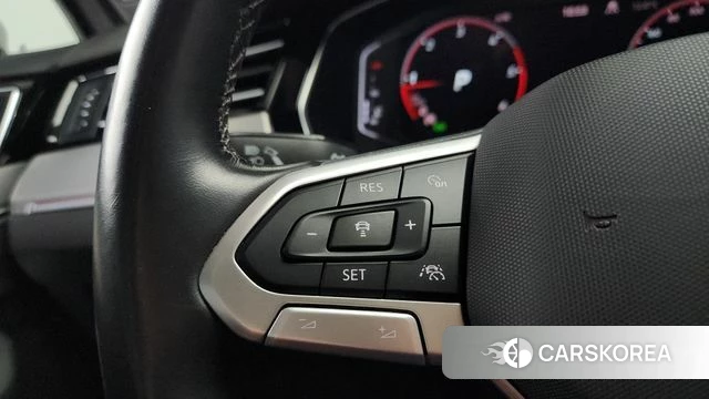 Volkswagen Passat GT (B8) id 3910252 из Кореи 7