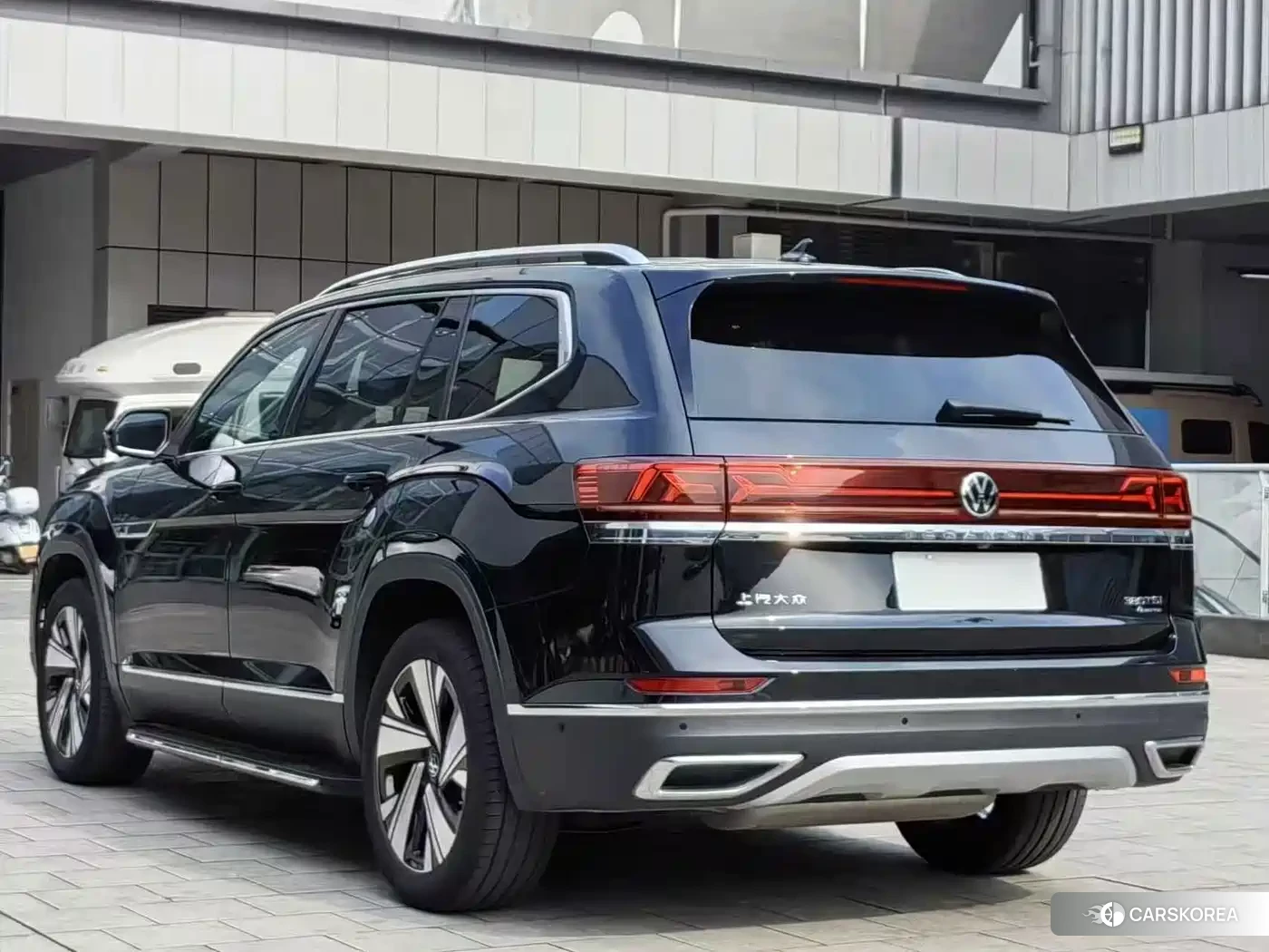 Volkswagen Touareg id 4629008 из Китая 7
