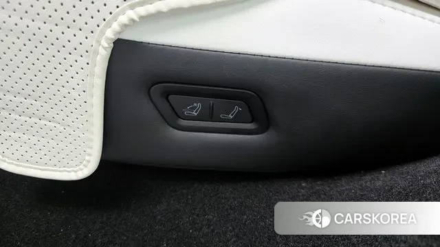 Tesla Model Y id 3619652 из Кореи 7