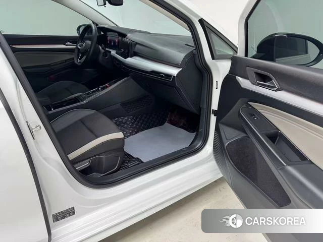 Volkswagen Golf id 4261440 из Китая 7