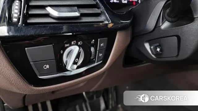 BMW 5 Series (G30) id 3771715 из Кореи 7