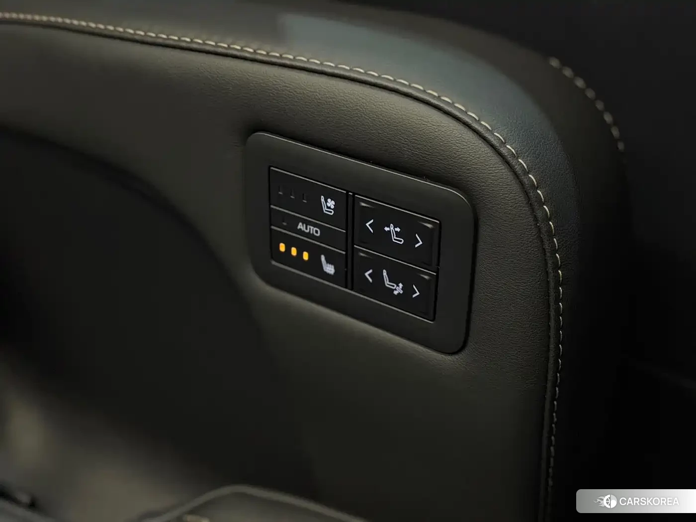 Toyota Elfa id 4686237 из Китая 7