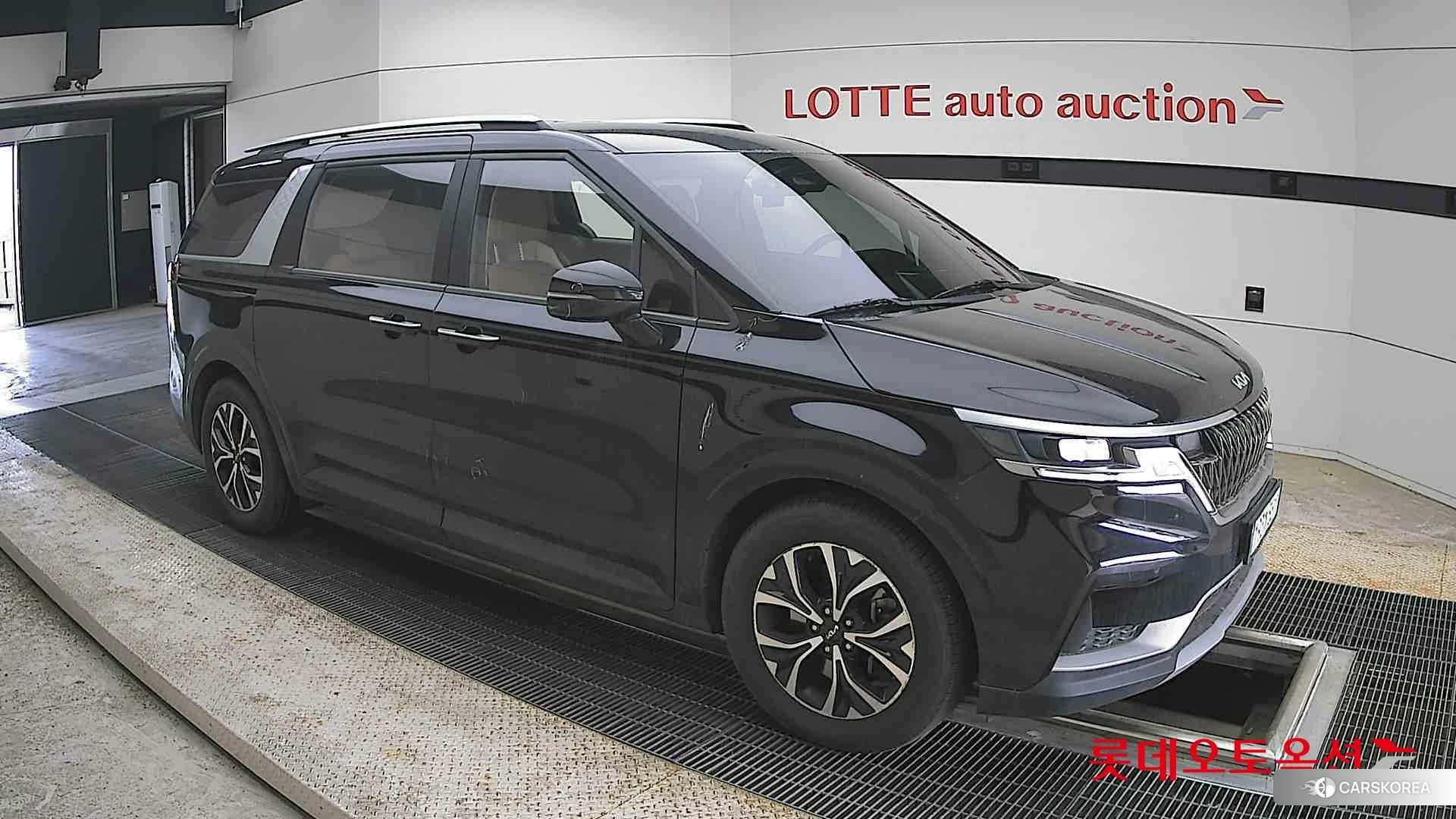 Kia Carnival id 4347380 из Кореи 7