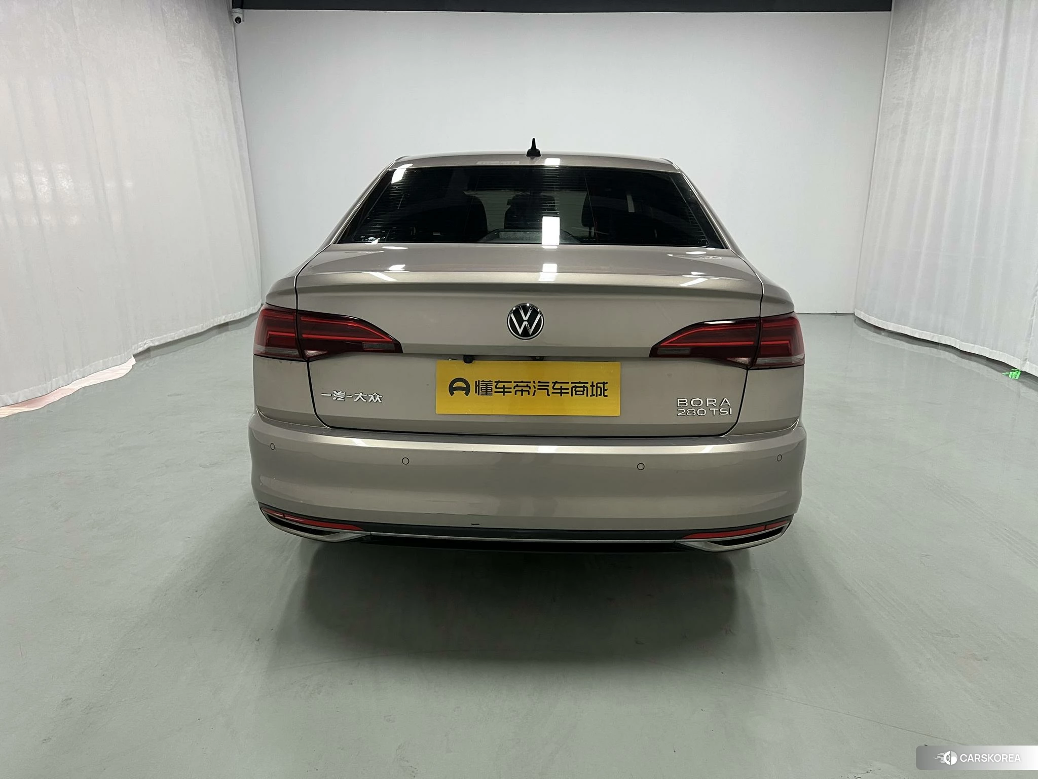 Volkswagen Bora id 4426507 из Китая 7