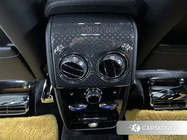 Rolls-Royce Cullinan id 3550335 из Кореи 7