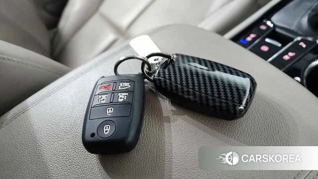 Kia The New Carnival id 4551610 из Кореи 7