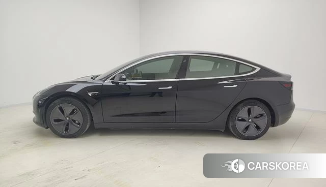 Tesla Model 3 id 4228515 из Китая 7
