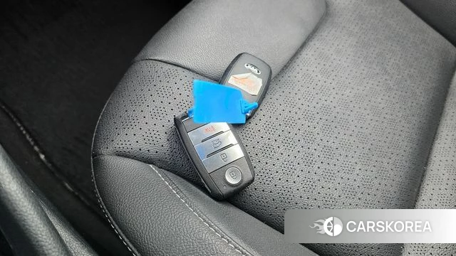 Kia Niro id 4944439 из Кореи 7