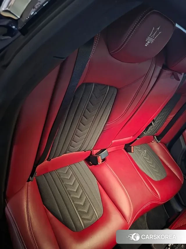 Maserati Ghibli id 3340551 из Кореи 7