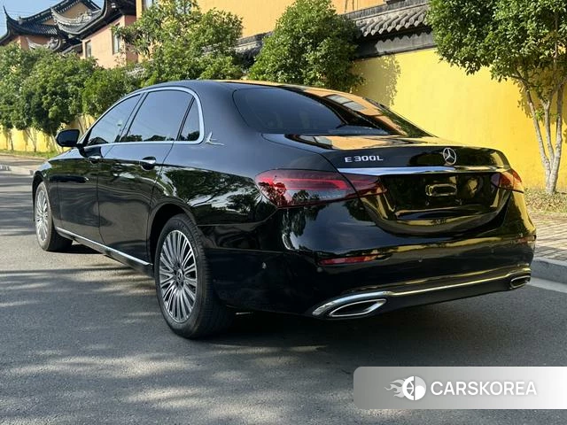 Mercedes-Benz E-class id 4334941 из Китая 7