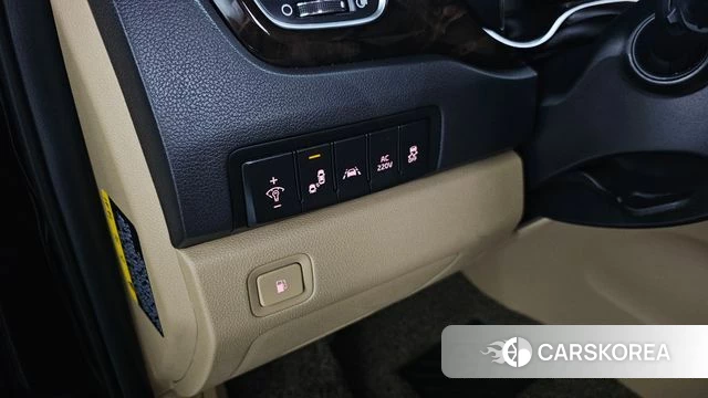 Kia The New Carnival id 4447833 из Кореи 7