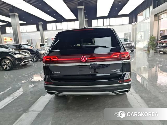Volkswagen Tourang id 4260166 из Китая 7