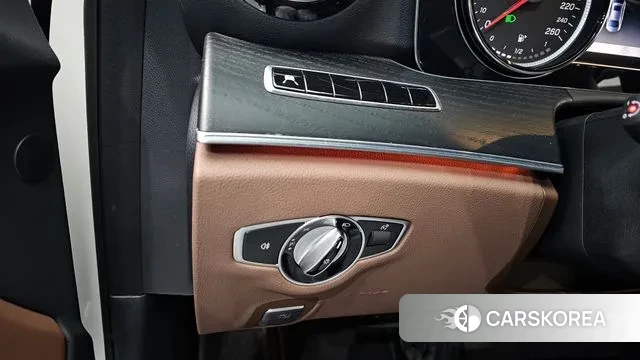 Mercedes-Benz E-Class W213 id 3573493 из Кореи 7