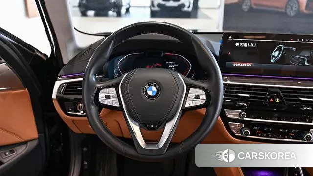 BMW 5 Series (G30) id 3518179 из Кореи 7