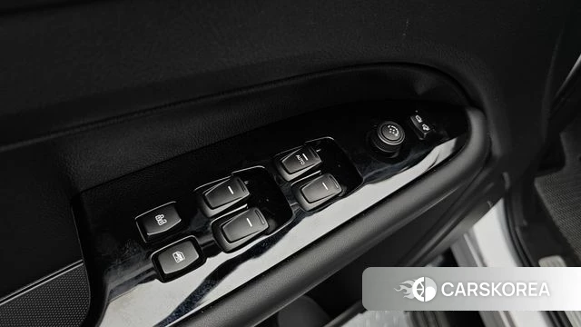 Ssangyong The New Rexton Sports Cannes id 4178073 из Кореи 7