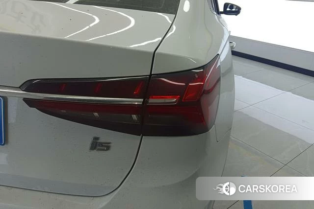 Roewe i5 id 4213896 из Китая 7