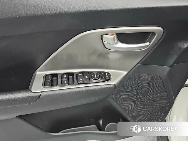 Kia Niro Plus id 4701903 из Кореи 7