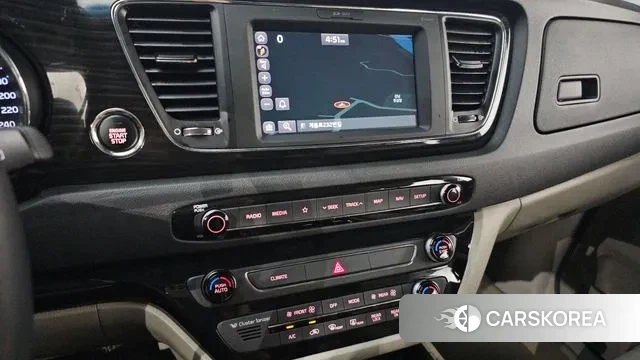 Kia The New Carnival id 3008626 из Кореи 7