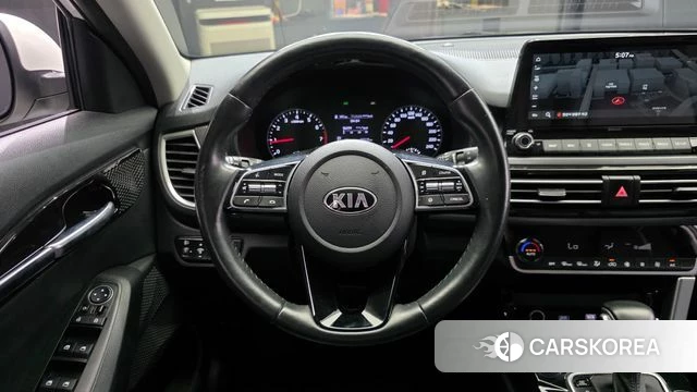 Kia Seltos id 4676737 из Кореи 7