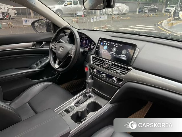 Honda Accord id 4297818 из Китая 7