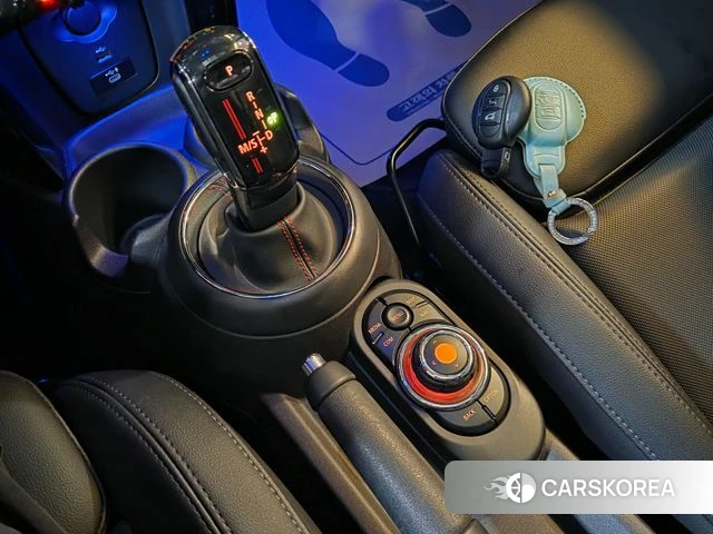Mini Cooper S id 4717091 из Кореи 7