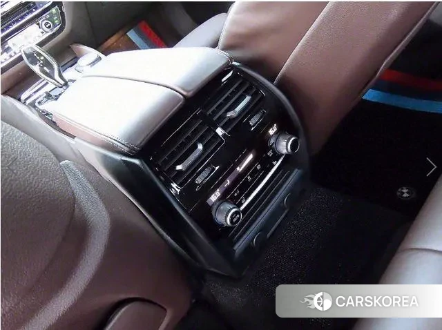 BMW 5 Series (G30) id 3000624 из Кореи 7