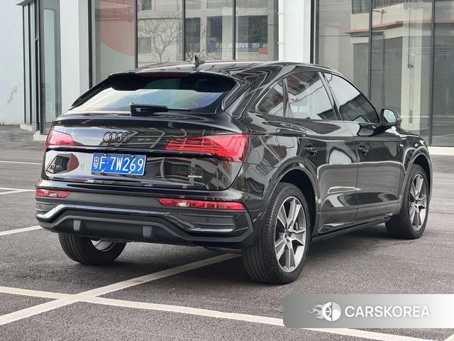 Audi Q5L Sportback id 4219299 из Китая 7