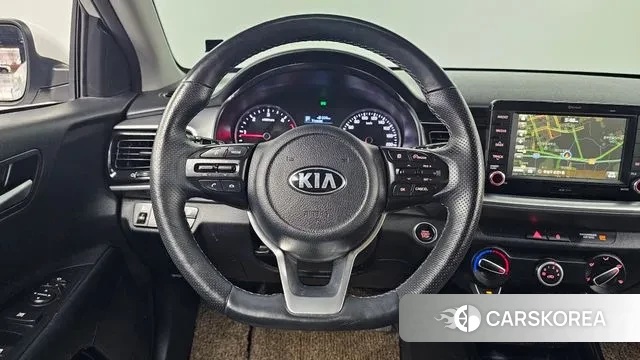 Kia Stonic id 3465138 из Кореи 7