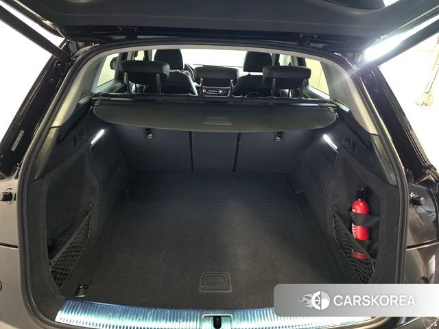 Audi Q5L id 4272695 из Китая 7