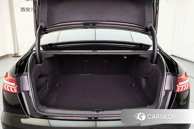 Audi A6L id 4264127 из Китая 7