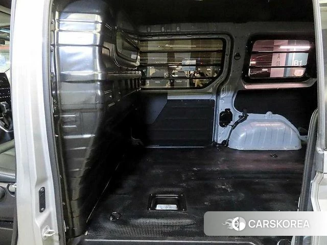 Hyundai Staria id 4282837 из Кореи 7