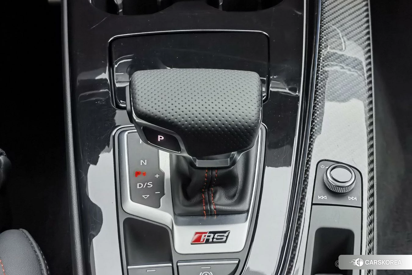 Audi A4L id 4426715 из Китая 7