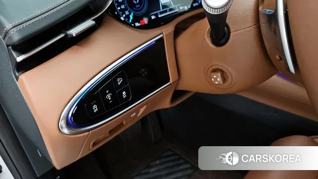 Genesis GV70 id 3031950 из Кореи 7