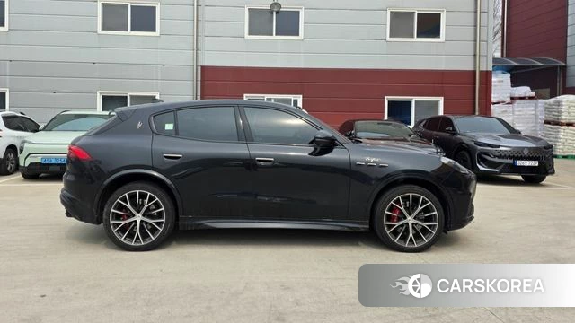 Maserati Grecale id 3838421 из Кореи 7