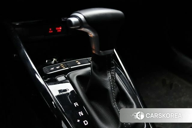 Kia Stonic id 3954990 из Кореи 7