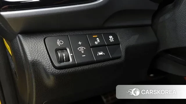 Kia Stonic id 3636801 из Кореи 7