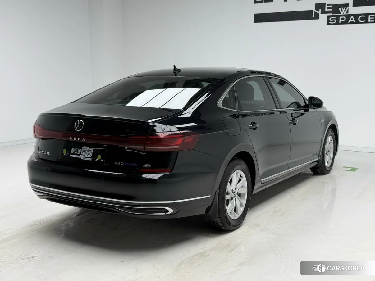 Volkswagen Passat PHEV id 4420765 из Китая 7