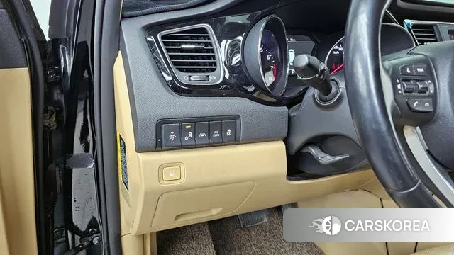 Kia The New Carnival id 3574038 из Кореи 7