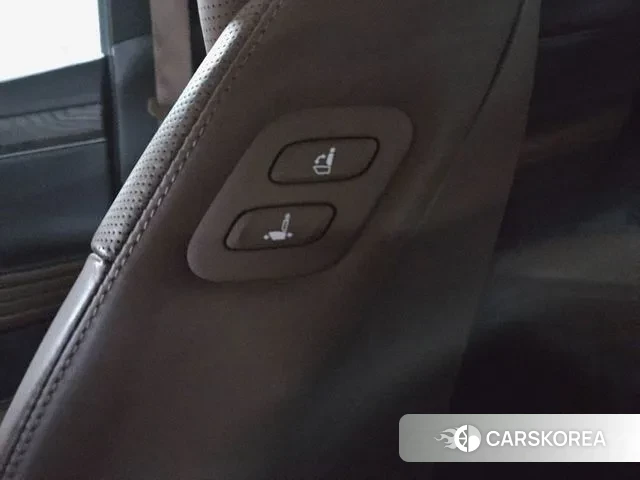 Genesis G80 (RG3) id 3360589 из Кореи 7